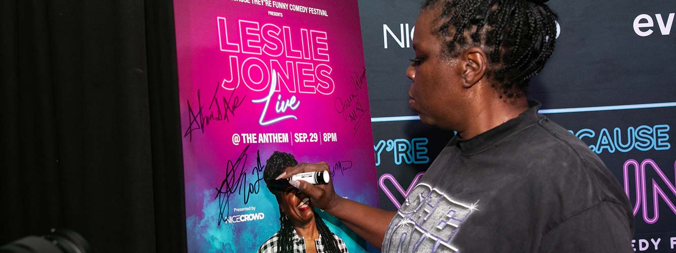 2024 Leslie Jones signing poster